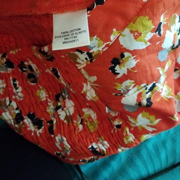 Strapless Bustier style summer top - Picture 5 of 8